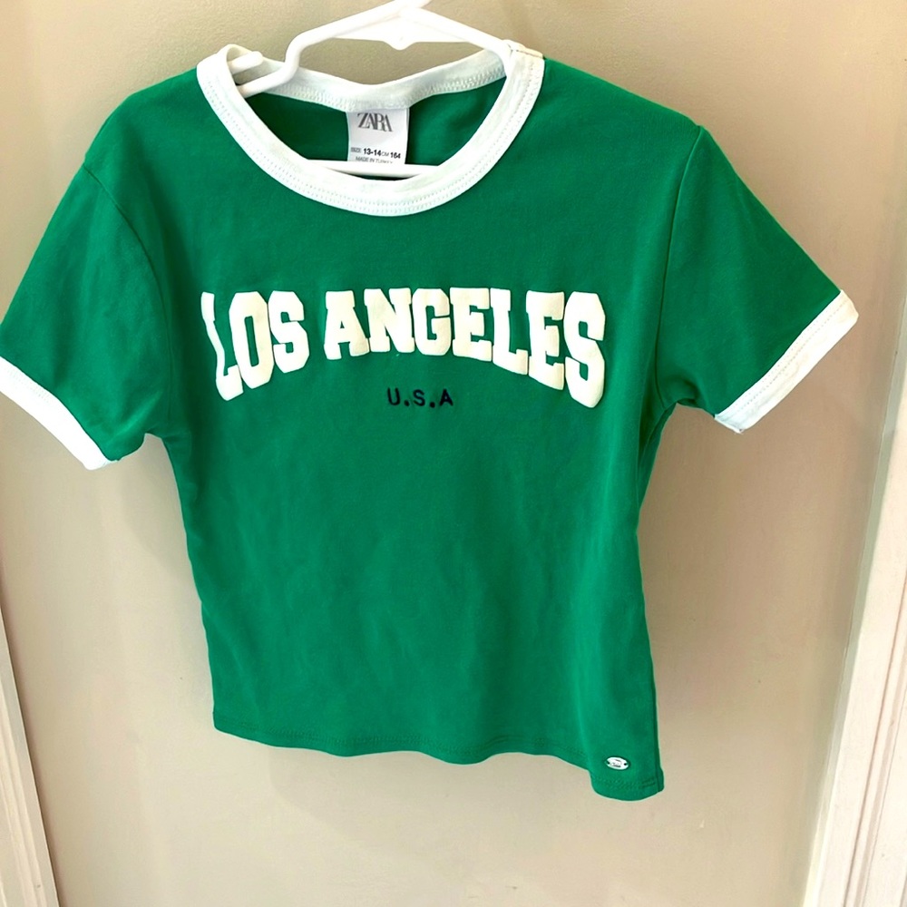 Zara green baby tee“Los Angeles” U.S.A 13-14 year old girl 164 cm. Lightly worn.